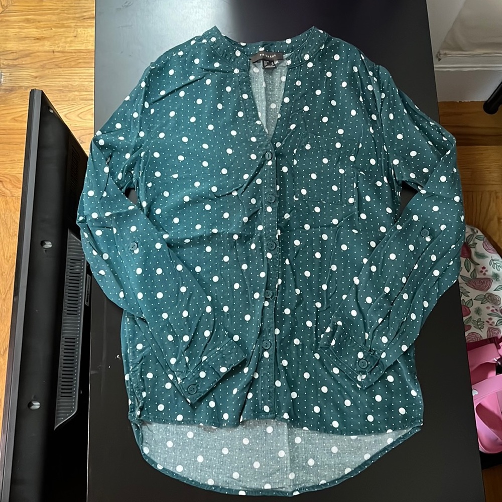 Green Button Down, Size 4
